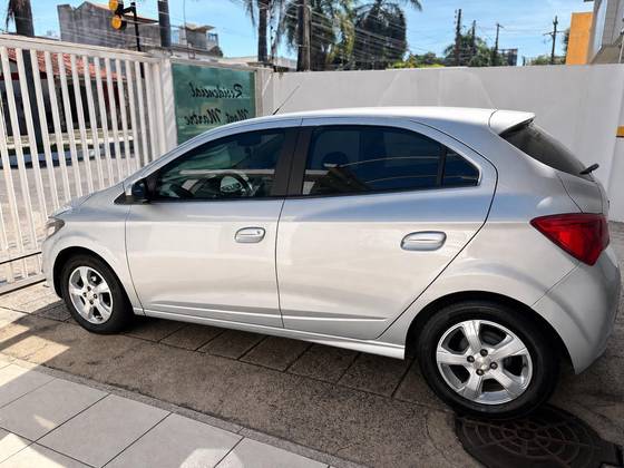 CHEVROLET ONIX 1.4 MPFI LT 8V FLEX 4P AUTOMÁTICO